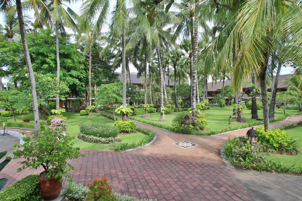 Club Bali Suite Legian Εξωτερικό φωτογραφία