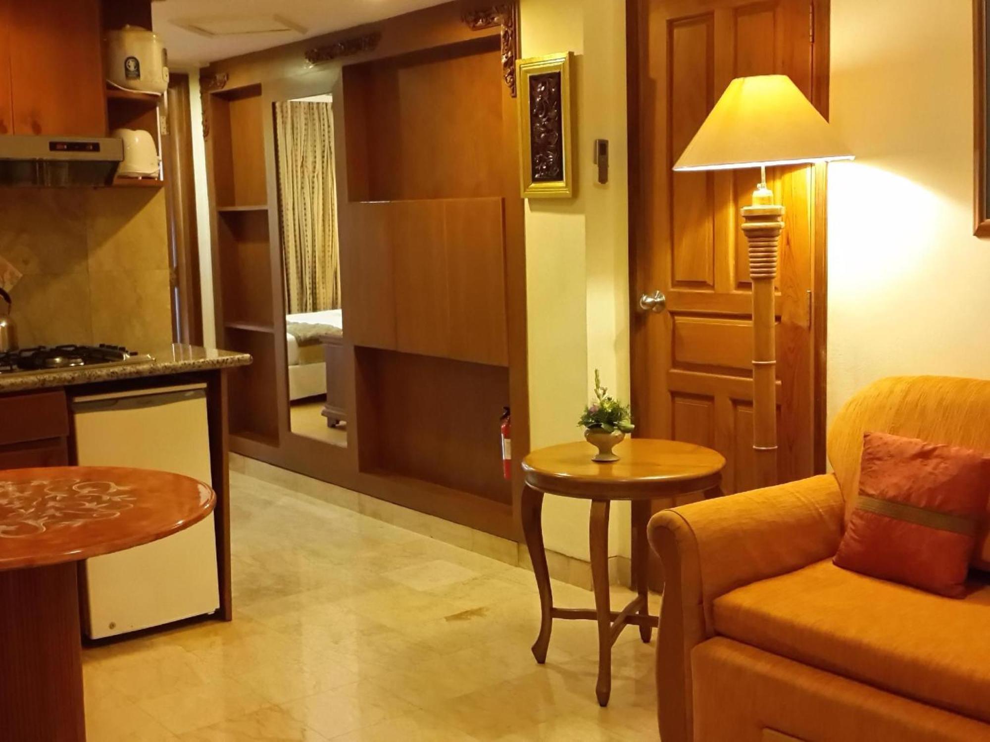 Club Bali Suite Legian Εξωτερικό φωτογραφία